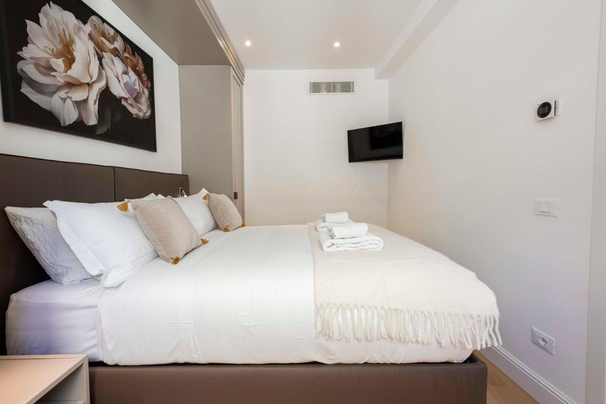 Apartment Lvl By Mmega Florence